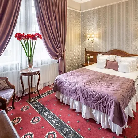 Atlas Deluxe Hotel Lviv