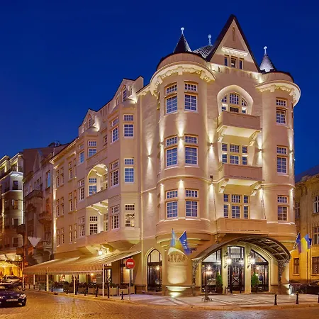 Atlas Deluxe Lviv