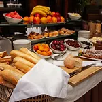 Atlas Deluxe Hotel 4*
