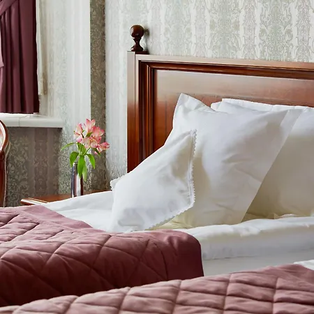 Atlas Deluxe Hotel