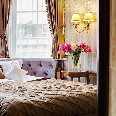 Atlas Deluxe Hotel Lviv