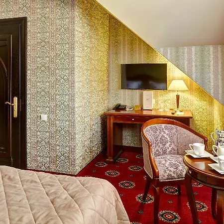 Atlas Deluxe 4* Lviv