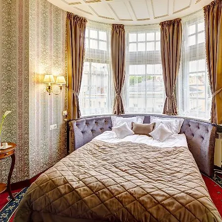 Hotel Atlas Deluxe Lviv