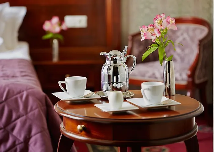 Atlas Deluxe ホテル リヴィウ