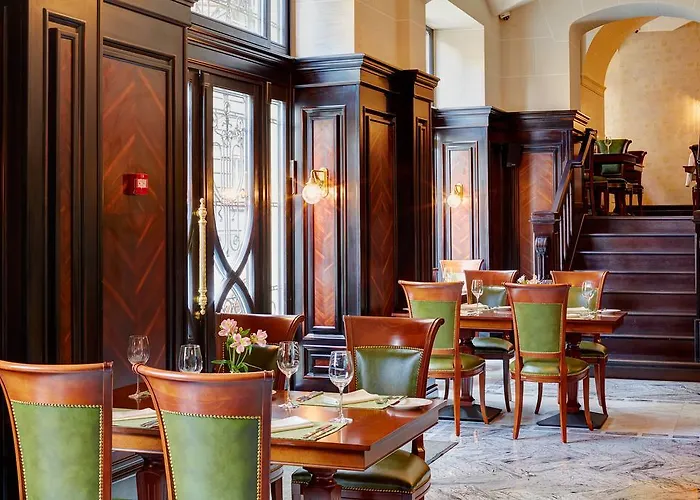 Atlas Deluxe リヴィウ