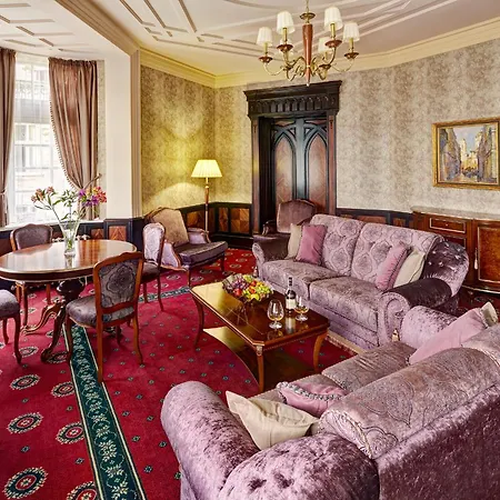 Atlas Deluxe Szálloda