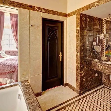 Atlas Deluxe Szálloda