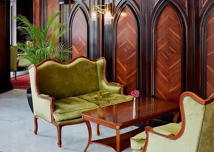 Atlas Deluxe Отель