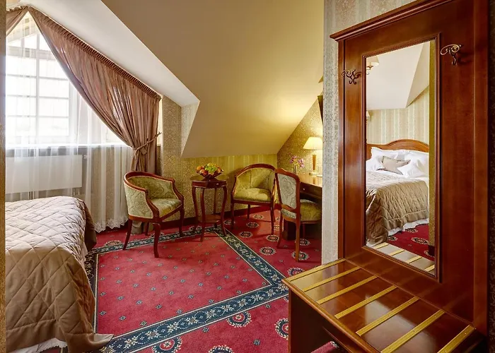 Atlas Deluxe Отель 4*