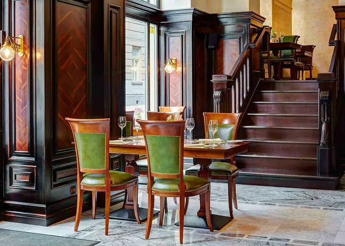 Отель Atlas Deluxe 4*