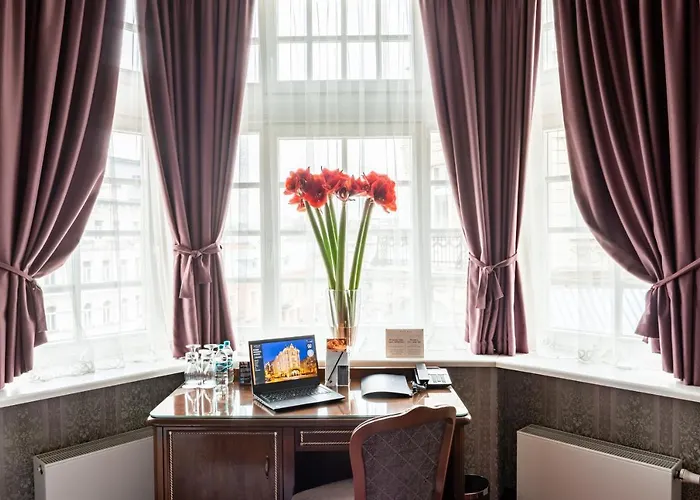 Atlas Deluxe Отель 4*